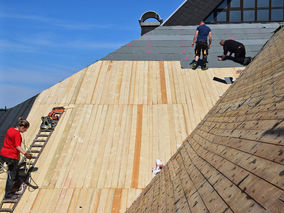 Sanierung des Kirchendaches von Heilig Kreuz 2020